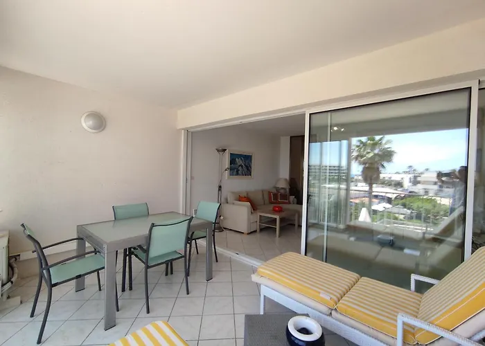 204, Natura Au Village Naturiste