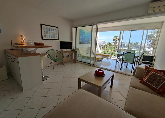 204, Natura Au Village Naturiste