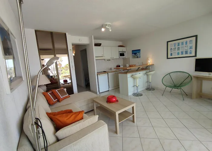 204, Natura Au Village Naturiste