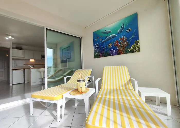 204, Natura Au Village Naturiste